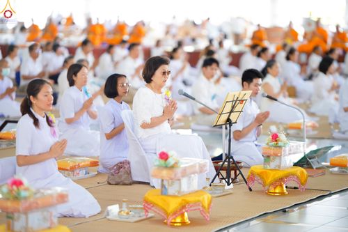 ภาพ No.337508:วันจันทร์ที่ 29 มิถุนายน พ.ศ.2569 (วันพระขึ้น 15 ค่ำ เดือน 8) พิธีบุพเปตพลี ครั้งที่ 184 ณ หอฉันคุณยายอาจารย์ฯ  พิธีสวดธัมมจักกัปปวัตนสูตร ครบ 8,495,000,000 จบ ณ มหาวิหารคด วัดพระธรรมกาย