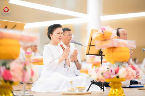 ภาพ No.313628:วันอาทิตย์ที่ 15 มีนาคม พ.ศ. 2569 พิธีร่วมบุญบรรพชาสามเณร 5000 รูป ณ ห้องแก้วสารพัดนึก 2 สภาธรรมกายสากล วัดพระธรรมกาย