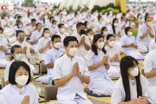 ภาพ No.65183:พิธีบูชาข้าวพระ และสาธุชนปฏิบัติธรรมร่วมกัน ในวันอาทิตย์ต้นเดือนที่ 4 ธันวาคม พ.ศ. 2565 ณ วัดพระธรรมกาย จ.ปทุมธานี