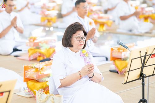 ภาพ No.348232:วันที่ 10 กันยายน พ.ศ.2569 พิธีสวดพระพุทธมนต์ และถวายภัตตาหารเป็นสังฆทาน เนื่องในวันครบ 26 ปี วันคล้ายละสังขาร คุณยายอาจารย์มหารัตนอุบาสิกาจันทร์ ขนนกยูง ณ หอฉันคุณยายอาจารย์ฯ วัดพระธรรมกาย