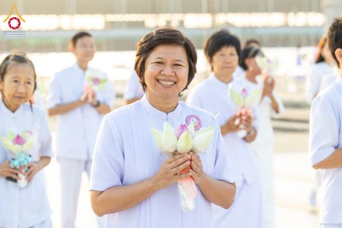 ภาพ No.320841:วันเสาร์ที่ 11 เมษายน พ.ศ.2569 พิธีเวียนประทักษิณ พิธีวันทาเจดีย์ โครงการอุปสมบทหมู่ บูชาธรรมหลวงพ่อธัมมชโย พ.ศ.2569 โครงการอุปสมบทหมู่ธรรมทายาท ระดับอุดมศึกษา รุ่น 53 (ภาคฤดูร้อน) ณ วัดพระธรรมกาย ปทุมธานี