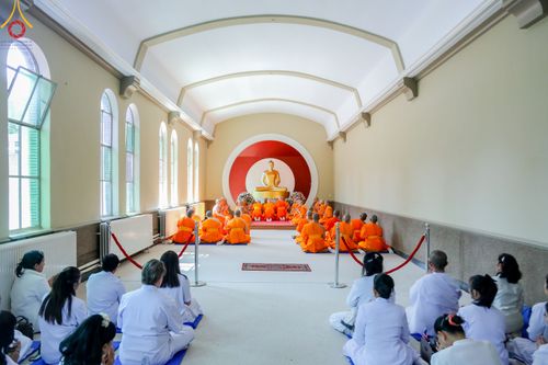 ภาพ No.83897:พิธีเวียนประทักษิณ,พิธีบรรพชาและพิธีอุปสมบทหมู่ ในโครงการอบรมพระธรรมทายาทในทวีปยุโรป  รุ่นที่ 9 วันอาทิตย์ที่ 16 กรกฎาคม พ.ศ. 2566 ณ วัดพระธรรมกายเบเนลักซ์  ประเทศเบลเยียม