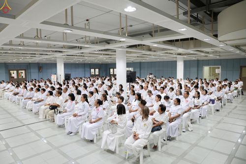 ภาพ No.319243:วันที่ 5 เมษายน พ.ศ.2569 ประชุมทีมงานลงทะเบียนพระสังฆาธิการ เพื่อพิธีถวายมหาสังฆทาน 40,000 กว่าวัดทั่วประเทศ จัดโดย กองต้อนรับพระกัลยาณมิตร วัดพระธรรมกาย