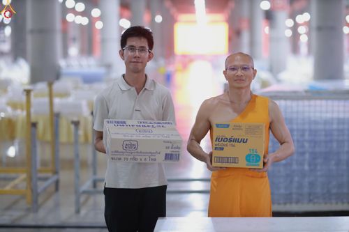 ภาพ No.323250:วันที่ 20 เมษายน พ.ศ.2569 การเตรียมงานของบุคลากรทางการแพทย์ , จุดลงทะเบียนพระสังฆาธิการ , วางกล่องไทยธรรม เพื่องานถวายมหาสังฆทาน 40,000 กว่าวัดทั่วประเทศ วันคุ้มครองโลก 22 เมษายน พ.ศ.2569 วัดพระธรรมกาย