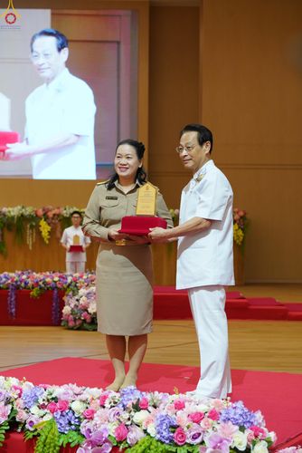 ภาพ No.311920:วันอังคารที่ 3 มีนาคม พ.ศ.2569 พิธีมอบโล่วัชรเกียรติยศ โครงการตอบปัญหาธรรมะทางก้าวหน้า ครั่งที่ 43, พิธีมอบโล่วัชรเกียรติยศ โครงการสอบตอบปัญหาศีลธรรม เพื่อสันติภาพโลก (World-Pec) ครั้งที่ 19 ณ สภาธรรมกายสากล วัดพระธรรมกาย