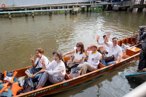 ภาพ No.296791:วันที่ 17 มกราคม พ.ศ. 2569 พิธีจุดประทีปถวายเป็นพุทธบูชา และบูชาธรรมมหาปูชนียาจารย์  ณ วัดโบสถ์บน ต.บางคูเวียง จ.นนทบุรี อนุสรณ์สถานลำดับที่ 4 สถานที่เกิดด้วยกายธรรม ในโครงการธรรมยาตรา กตัญญูบูชา มหาปูชนียาจารย์ พระมงคลเทพมุนี(สด จนฺทสโร) พระผู้ปราบมาร อ