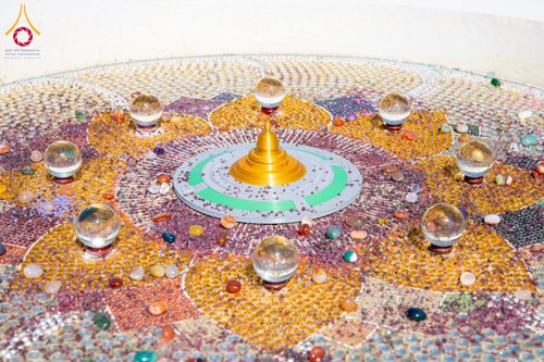 ภาพ No.285839:วันพุธที่ 10 ธันวาคม พ.ศ.2568  พิธีตอกเสาเข็มมงคลต้นสุดท้าย รองรับองค์พระเจดีย์เพื่อสร้างสันติภาพโลก ณ ศูนย์ปฏิบัติธรรมและศูนย์อบรมเยาวชน ชัยนาท