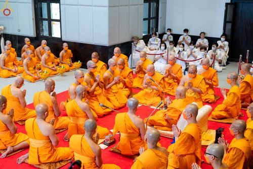 ภาพ No.81713:พิธีอุปสมบทอุทิศชีวิต สามเณรเปรียญธรรม 11 รูป ในวันวิสาขบูชา วันเสาร์ที่ 3 มิถุนายน 2566 ณ อุโบสถพระไตรปิฎก วัดพระธรรมกาย จ.ปทุมธานี