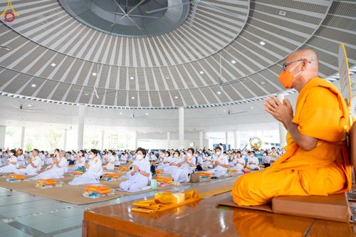 ภาพ No.78087:พิธีบุพเปตพลี ครั้งที่ 132 เพื่ออุทิศบุญกุศลแด่บรรพบุรุษผู้ล่วงลับ วันที่ 21 มีนาคม พ.ศ. 2566 ณ วัดพระธรรมกาย