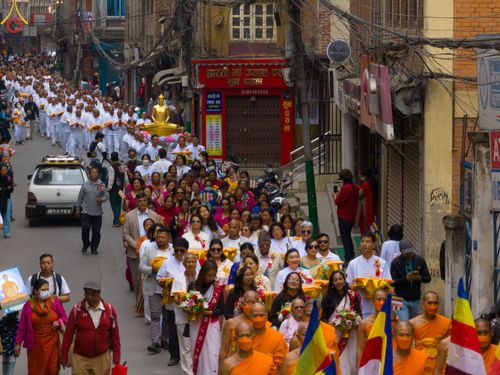 ภาพ No.77687:พิธีตัดปอยผมและปลงผมนาคธรรมทายาท ในโครงการบรรพชาสามเณรหมู่ ประเทศเนปาล วันที่ 11 มีนาคม พ.ศ.2566