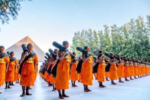 ภาพ No.106256:พระธรรมยาตราร่วมปฏิบัติธรรม และถ่ายภาพหมู่ประวัติศาสตร์ ในโครงการธรรมยาตรากตัญญูบูชา มหาปูชนียาจารย์ พระมงคลเทพมุนี(สด จนฺทสโร) พระผู้ปราบมาร  อนุสรณ์สถาน 7 แห่ง ปีที่ 12  วันที่ 4 มกราคม พ.ศ. 2567  ณ อนุสรณ์สถานมหาวิหารพระมงคลเทพมุนี จ.สุพรรณบุรี