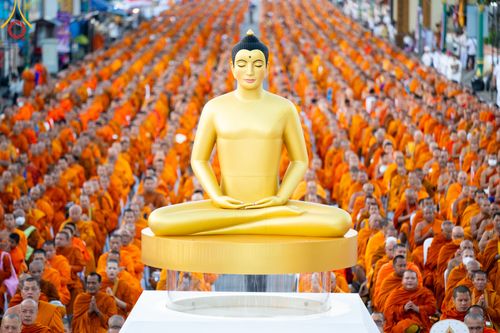 ภาพ No.311219:วันเสาร์ที่ 28 กุมภาพันธ์ พ.ศ. 2569 พิธีตักบาตรพระมหากุศล 11,250 รูป เฉลิมฉลอง 1,250 ปีศรีธรรมราชเจดีย์ สู่มรดกโลก ณ ถนนราชดำเนิน บริเวณหน้าวัดพระมหาธาตุวรมหาวิหาร อ.เมือง จ.นครศรีธรรมราช