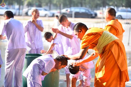 ภาพ No.316824:วันเสาร์ที่ 28 มีนาคม พ.ศ.2569 พิธีปลงผมนาคธรรมทายาท โครงการสามเณรยุวธรรมทายาท รุ่นที่ 34 โครงการสามเณรมัชฌิมธรรมทายาท รุ่นที่ 30 ณ มหารัตนวิหารคด 13 วัดพระธรรมกาย