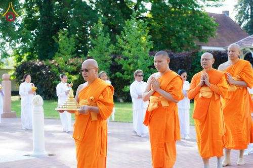 ภาพ No.328687:วันอาทิตย์ที่ 10 พฤษภาคม พ.ศ. 2569 พิธีสักการะพระบรมสารีริกธาตุ ณ วัดพระธรรมกายเบลเยียม