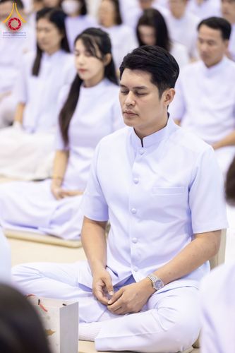 ภาพ No.287578:วันที่ 1 มกราคม พ.ศ. 2569 พิธีบูชาข้าวพระ ณ สภาธรรมกายสากล วัดพระธรรมกาย