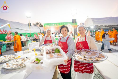 ภาพ No.290753:วันที่ 9 มกราคม พ.ศ. 2569 พิธีถวายภัตตาหารเป็นสังฆทาน แด่พระธรรมยาตรา ณ อนุสรณ์สถานคลองบางนางแท่น อ.สามพราน จ.นครปฐม ในโครงการธรรมยาตรา กตัญญูบูชา มหาปูชนียาจารย์ พระมงคลเทพมุนี(สด จนฺทสโร) พระผู้ปราบมาร อนุสรณ์สถาน 7 แห่ง ปีที่ 14