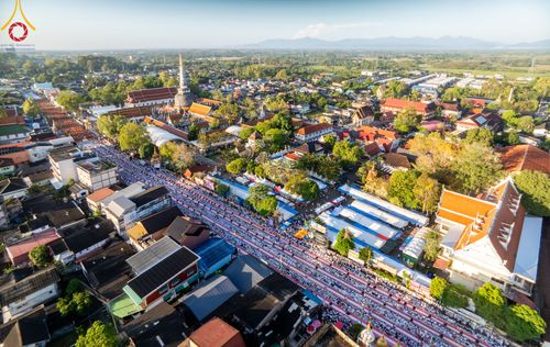 ภาพ No.311273:วันเสาร์ที่ 28 กุมภาพันธ์ พ.ศ. 2569 พิธีตักบาตรพระมหากุศล 11,250 รูป เฉลิมฉลอง 1,250 ปีศรีธรรมราชเจดีย์ สู่มรดกโลก ณ ถนนราชดำเนิน บริเวณหน้าวัดพระมหาธาตุวรมหาวิหาร อ.เมือง จ.นครศรีธรรมราช