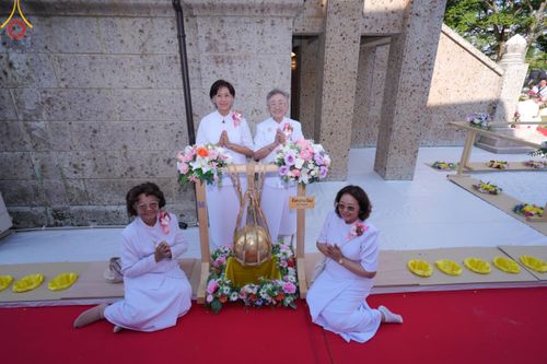 ภาพ No.141785:พิธีประดิษฐานลูกนิมิตมหาสมบัติ  ผูกสีมา สถาปนาอุโบสถ "บูชาธรรม 80 ปี หลวงพ่อธัมมชโย" ณ วัดพระธรรมกายโทชิหงิ ประเทศญี่ปุ่น วันอาทิตย์ที่ 16 มิถุนายน พ.ศ. 2567