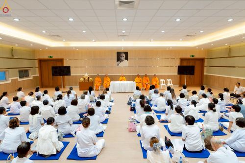 ภาพ No.242392:วันที่ ๒๙ - ๓๑ สิงหาคม พ.ศ. ๒๕๖๘ สัมมนารวมใจผู้นำบุญ บูชาธรรม ๘๑ ปี  หลวงพ่อธัมมชโย รุ่นที่ ๒ กฐินสามัคคีทั่วไทย ๓๐,๐๐๐ วัด โครงการอุปสมบทบูชาธรรมมหาปูชนียาจารย์  ๓,๐๐๐ รูป