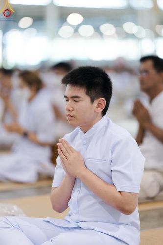 ภาพ No.151315:พิธีบูชาข้าวพระ ในวันอาทิตย์ต้นเดือน วันที่ 1 กันยายน พ.ศ. 2567 ณ สภาธรรมกายสากล วัดพระธรรมกาย