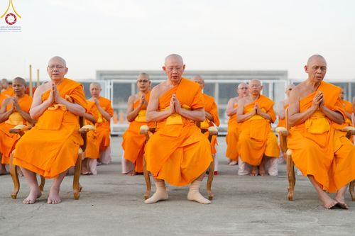 ภาพ No.194648:พิธีปฐมเริ่มสุวรรณรังสรรค์มหาธรรมกายเจดีย์ วันจันทร์ที่ 13 มกราคม พ.ศ. 2568 ณ มหาธรรมกายเจดีย์ วัดพระธรรมกาย จ.ปทุมธานี