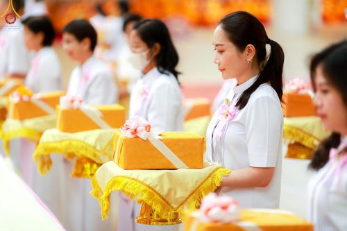 ภาพ No.153348:พิธีมุทิตาสักการะ พระภิกษุ-สามเณร ผู้สอบไล่ได้เปรียญธรรม ประโยค 1-2 ถึงประโยค ป.ธ.9 และบาลีศึกษา ประโยค1-2 ถึง บ.ศ.9 , พิธีมอบดวงแก้วสามเณรผู้ทรงบาลีไวยากรณ์ วัดพระธรรมกาย และ ศูนย์ส่งเสริมศีลธรรมในประเทศและต่างประเทศ วันอาทิตย์ที่ 8 กันยายน พ.ศ.2567