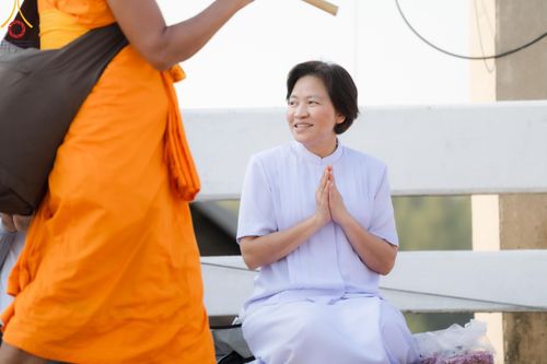 ภาพ No.110540:พิธีต้อนรับพระธรรมยาตรา ในโครงการธรรมยาตรากตัญญูบูชา มหาปูชนียาจารย์ พระมงคลเทพมุนี(สด จนฺทสโร) พระผู้ปราบมาร อนุสรณ์สถาน 7 แห่ง ปีที่ 12 วันที่ 11 มกราคม พ.ศ. 2567 ณ อนุสรณ์สถานลำดับที่ 3 สถานที่เกิดใหม่ในเพศสมณะ วัดสองพี่น้อง จ.สุพรรณบุรี