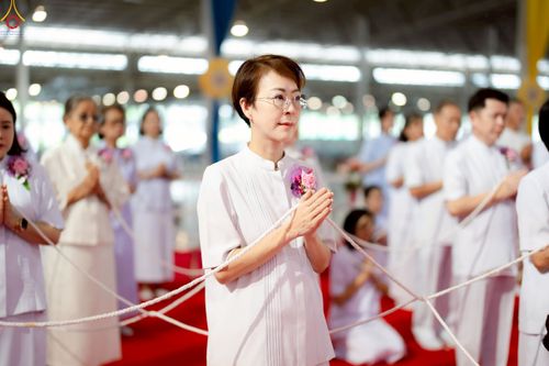 ภาพ No.247160:วันที่ 21 กันยายน พ.ศ. 2568 งานบุญวันอาทิตย์ พิธีจุดเทียนใจ ไฟนิรันด์ อนันตชัย ณ วัดพระธรรมกาย จ.ปทุมธานี