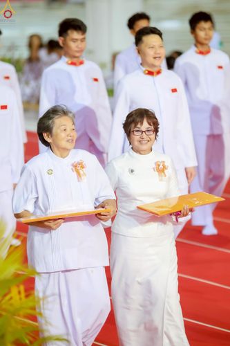 ภาพ No.240794:วันพุธที่ 27 สิงหาคม พ.ศ. 2568 พิธีทอดผ้าป่าเพื่อสร้างอาคาร  82 ปี หลวงพ่อธัมมชโย สมทบกฐินวัดพระธรรมกาย และกฐิน 30,000 วัดทั่วประเทศ ครั้งที่ 1