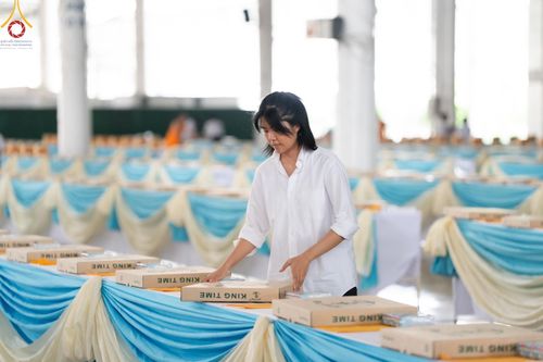 ภาพ No.60931:V.37 ยิ่งกว่าดี เพื่อ 80 ปีของพ่อ ภาพการเตรียมงานของหน่วยงานต่างๆ เพื่อพิธีฉลองอายุวัฒนมงคล 80 ปี หลวงพ่อธัมมชโย และรับถวายมหาสังฆทาน 10,000 กว่าวัดทั่วประเทศ ในวันคุ้มครองโลก วันจันทร์ที่ 22 เมษายน พ.ศ. 2567