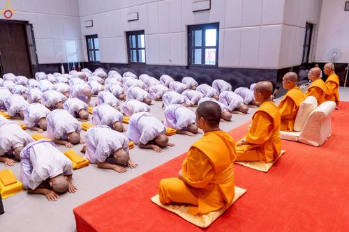 ภาพ No.232373:วันเสาร์ที่ 5 กรกฎาคม พ.ศ. 2568 พิธีบรรพชาอุปสมบท ธรรมทายาท โครงการบรรพชาอุปสมบทหมู่ รุ่นเข้าพรรษา ,  โครงการบวชพระนานาชาติ AEC & WAB รุ่นที่ 9 ณ วัดพระธรรมกาย