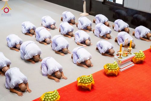 ภาพ No.244635:วันเสาร์ที่ 6 กันยายน พ.ศ. 2568 พิธีเวียนประทักษิณ และวันทาสีมาของนาคธรรมทายาท โครงการอุปสมบทหมู่บูชาธรรมครบรอบ 108 ปี วันครูผู้ค้นพบวิชชาธรรมกาย ณ โบสถ์พระไตรปิฎก วัดพระธรรมกาย