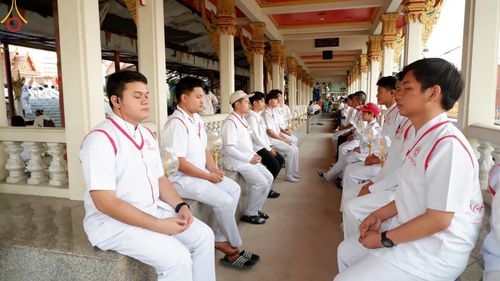 ภาพ No.205552:V.53 สารพัดV สารพัดดี ที่วัดโบสถ์บน ในโครงการธรรมยาตรา กตัญญูบูชา มหาปูชนียาจารย์ พระมงคลเทพมุนี(สด จนฺทสโร) พระผู้ปราบมาร อนุสรณ์สถาน 7 แห่ง ปีที่ 13 ระหว่างวันที่ 2-31 มกราคม พ.ศ. 2568