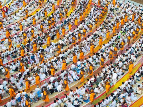 ภาพ No.107961:พิธีต้อนรับพระธรรมยาตรา ในโครงการธรรมยาตรากตัญญูบูชา มหาปูชนียาจารย์ พระมงคลเทพมุนี(สด จนฺทสโร) พระผู้ปราบมาร อนุสรณ์สถาน 7 แห่ง ปีที่ 12 วันที่ 7 มกราคม พ.ศ. 2567 ณ อนุสรณ์สถานคลองบางนางแท่น  อ.สามพราน จ.นครปฐม