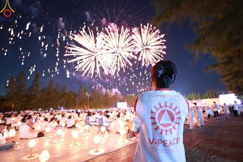 ภาพ No.203068:V.51 สารพัดV สารพัดดี ที่คลองบางนางแท่น ในโครงการธรรมยาตรา กตัญญูบูชา มหาปูชนียาจารย์ พระมงคลเทพมุนี(สด จนฺทสโร) พระผู้ปราบมาร อนุสรณ์สถาน 7 แห่ง ปีที่ 13 ระหว่างวันที่ 2-31 มกราคม พ.ศ. 2568