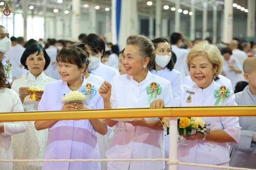 ภาพ No.77109:พิธีหล่อพระบรมพุทธเจ้า ในวันมาฆบูชา อาทิตย์ต้นเดือนที่ 6 มีนาคม พ.ศ. 2566 ณ วัดพระธรรมกาย จ.ปทุมธานี