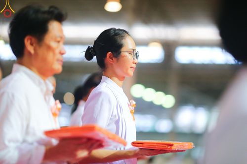 ภาพ No.160223:พิธีทอดผ้าป่าสมทบกฐินวัดพระธรรมกาย และสมทบกฐิน 30,000 วัดทั่วไทย ครั้งที่ 3 ณ สภาธรรมกายสากล วัดพระธรรมกาย วันพฤหัสบดีที่ 10 ตุลาคม พ.ศ. 2567