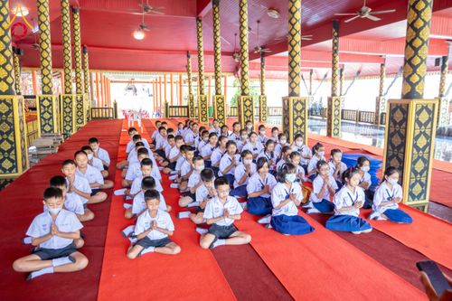 ภาพ No.205120:พิธีทอดผ้าป่าทำนุบำรุงศาสนสถาน ณ วัดบ่อทอง ตำบลคูขวาง อำเภอลาดหลุมแก้ว จังหวัดปทุมธานี ในโครงการธรรมยาตรา กตัญญูบูชา มหาปูชนียาจารย์ พระมงคลเทพมุนี(สด จนฺทสโร) พระผู้ปราบมาร อนุสรณ์สถาน 7 แห่ง ปีที่ 13 วันที่ 30 มกราคม พ.ศ. 2568 