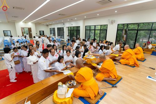 ภาพ No.163008:โครงการกฐินสามัคคีทั่วไทย 30,000 วัด บูชาธรรม 80 ปี หลวงพ่อธัมมชโย โดย คณะศิษยานุศิษย์วัดพระธรรมกาย ณ ศูนย์ปฎิบัติธรรมจันทบุรี วันที่ 18 ตุลาคม พ.ศ. 2567