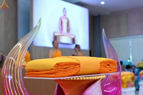 ภาพ No.148686:พิธีบุพเปตพลี, พิธีทอดผ้าป่า, พิธีไถ่ชีวิตโค 80 ตัว ให้ชีวิตสัตว์เป็นทาน ณ ศูนย์ปฎิบัติธรรมภาคใต้ อ.บางกล่ำ จ.สงขลา วันเสาร์ที่ 10 สิงหาคม พ.ศ. 2567