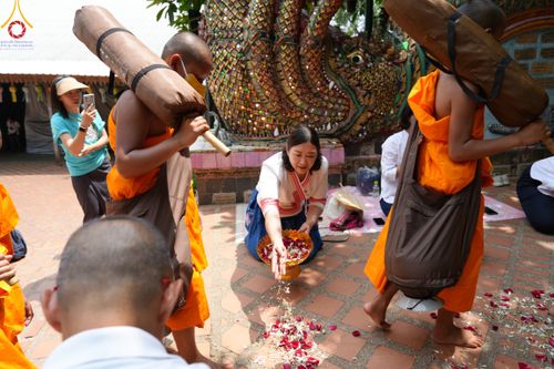 ภาพ No.81269:พระภิกษุ สามเณร วัดบ้านขุน  ธรรมยาตราฉลองแชมป์บาลี ของคณะสงฆ์ภาค 7 ประจำปี 2566 วันเสาร์ที่ 27 พฤษภาคม พ.ศ. 2566