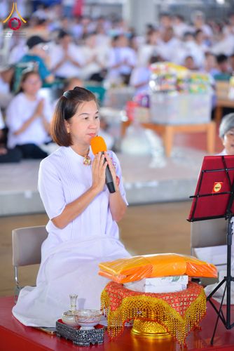 ภาพ No.320737:วันที่ 11 เมษายน พ.ศ.2569 พิธีตักบาตรฉลองสามเณรใหม่ โครงการบรรพชาสามเณรกล้าตะวัน ณ มหารัตนวิหาคด คอร์ 25 ชั้น 2 วัดพระธรรมกาย