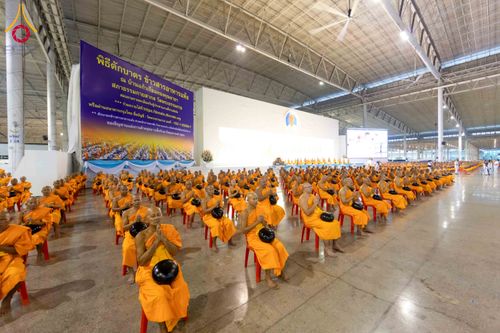 ภาพ No.308181:วันที่ 1  กุมภาพันธ์ พ.ศ. 2569 พิธีตักบาตรข้าวสารอาหารแห้ง ณ บ้านแก้วเรือนทองคุณยาย สภาธรรมกายสากล วัดพระธรรมกาย