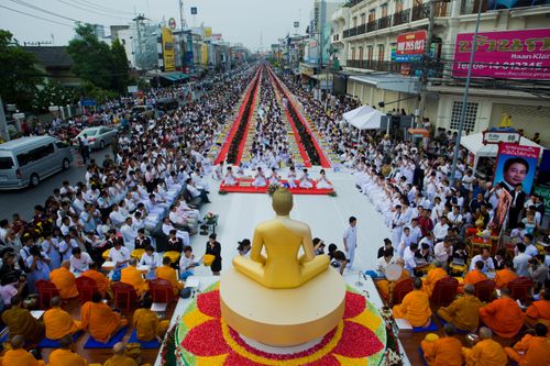 ภาพ No.2444:ตักบาตรหัวหิน