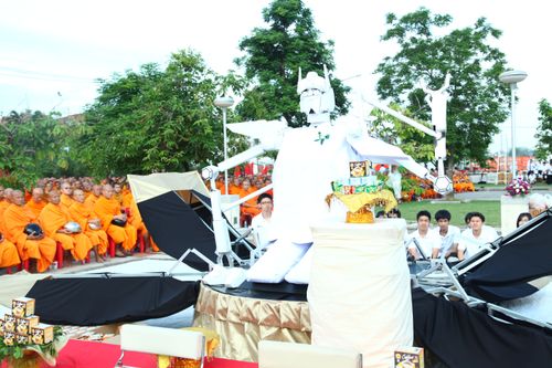 ภาพ No.2525:ตักบาตรลาดกระบัง