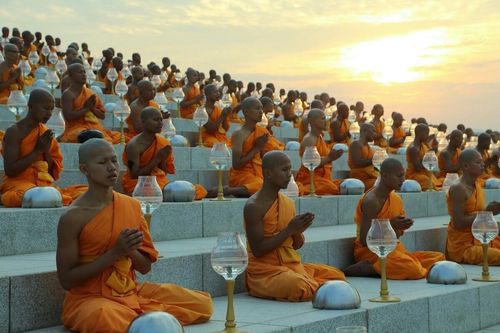 ภาพ No.8096:วันมาฆบูชา 2556 ณ วัดพระธรรมกาย