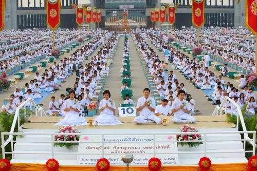 ภาพ No.8098:วันมาฆบูชา 2556 ณ วัดพระธรรมกาย