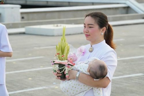 ภาพ No.16117:ประมวลภาพพิธีบรรพชาสามเณร 1 แสนรูป ภาคฤดูร้อน ประจำปี พ.ศ.2558