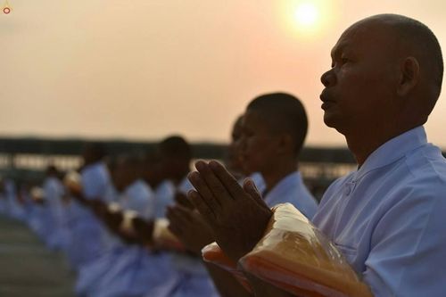 ภาพ No.16122:ประมวลภาพพิธีบรรพชาสามเณร 1 แสนรูป ภาคฤดูร้อน ประจำปี พ.ศ.2558