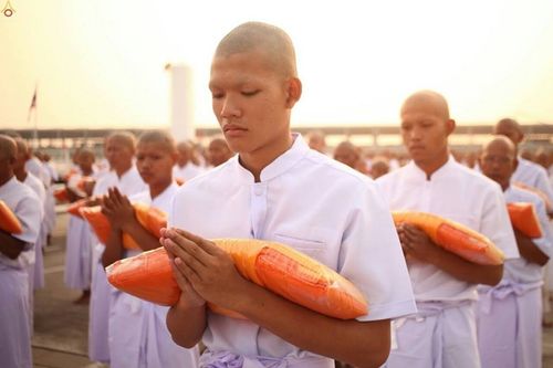 ภาพ No.16129:ประมวลภาพพิธีบรรพชาสามเณร 1 แสนรูป ภาคฤดูร้อน ประจำปี พ.ศ.2558
